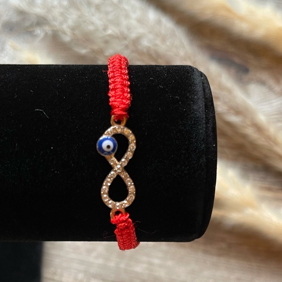 NWOT : Evil Eye Red Bracelet- - Picture 6 of 6
